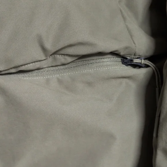 The North Face Heavenly Women's Olive Puffer Jacket - Picture 5 of 10